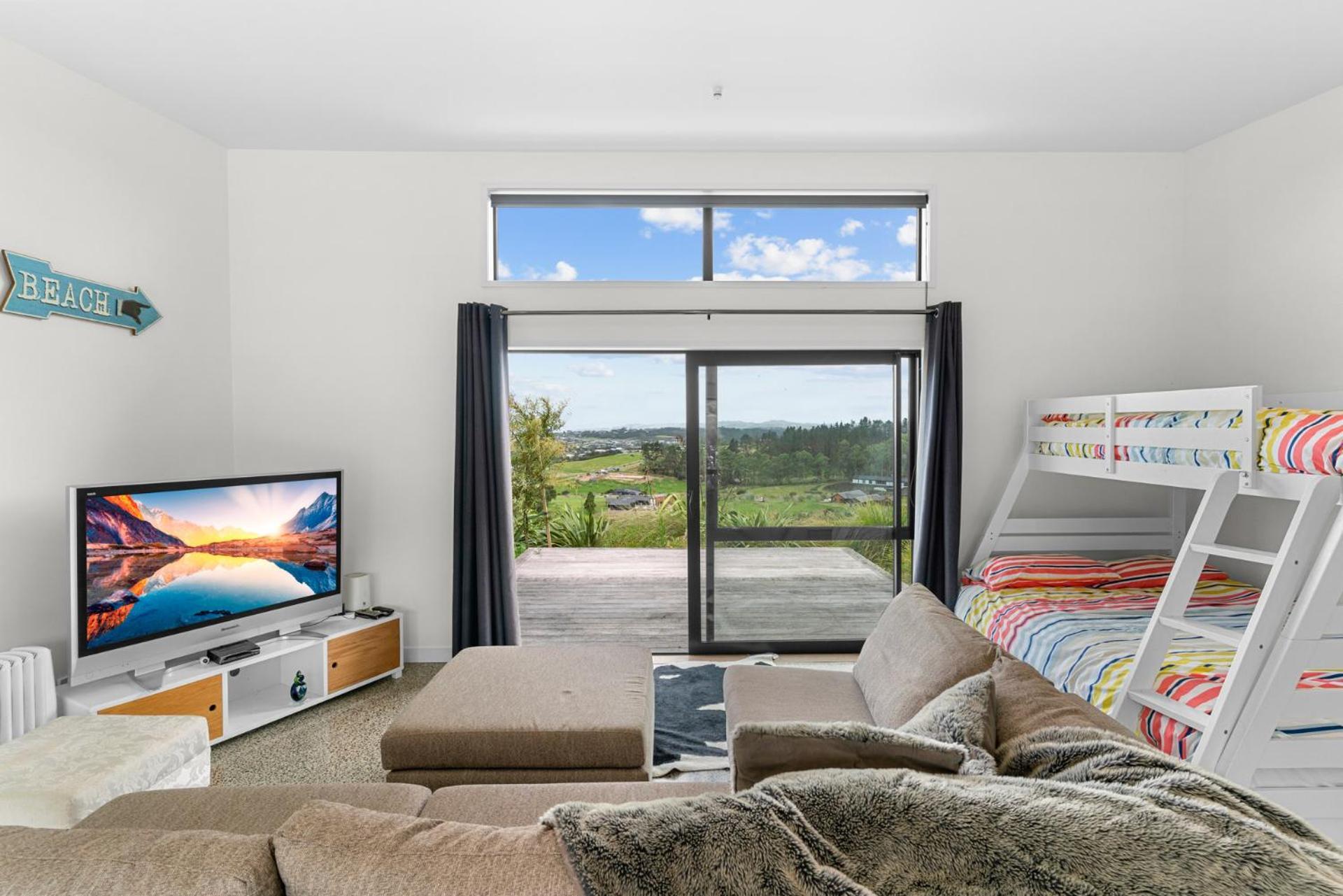 Mangawhai Magic - Mangawhai Heads Holiday Home Екстериор снимка